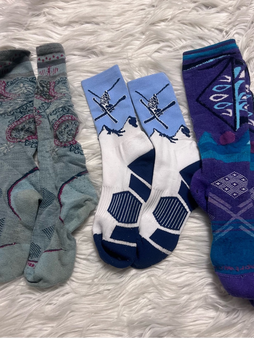 Smartwool Women's Ski Mountain Crew Socks - White, Light Blue & Navy